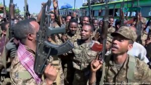 Leia mais sobre o artigo Conflito de Tigray na Etiópia: celebrações de rua enquanto rebeldes tomam capital