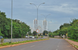 Leia mais sobre o artigo Campo Grande: Secretaria de Obras troca luminárias da avenida Heráclito de Figueiredo