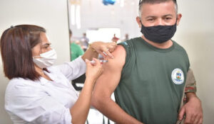 Leia mais sobre o artigo Dourados supera 130 mil doses aplicadas de vacinas contra Covid