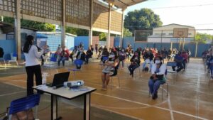 Leia mais sobre o artigo Servidores recebem treinamento de biossegurança para retorno das aulas na rede municipal de Campo Grande