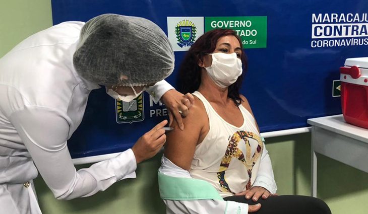 Você está visualizando atualmente Prefeitura de Costa Rica aplica segunda dose de AstraZeneca