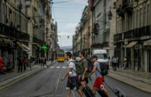 Leia mais sobre o artigo A França alertou seus cidadãos para evitar Portugal e Espanha neste verão