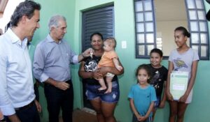 Leia mais sobre o artigo Governador MS repassa recursos de R$ 9,2 milhões para habitação de Campo Grande