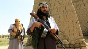 Leia mais sobre o artigo Afeganistão: soldados fogem para o Tajiquistão após confrontos de militantes Publicados