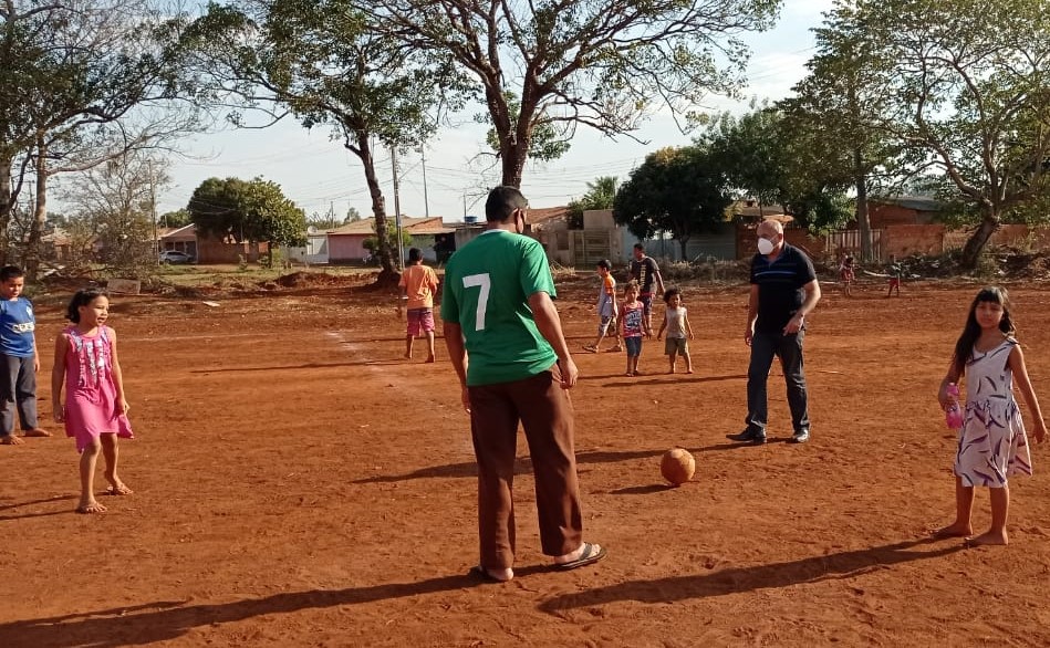 Você está visualizando atualmente “Livro na mão, bola no pé” atenderá crianças de Campo Grande