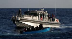 Leia mais sobre o artigo Mais de 40 desapareceram devido ao naufrágio de um barco com migrantes ao largo de Túnis