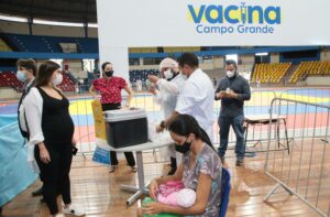 Leia mais sobre o artigo Campo Grande (MS) vacina hoje pessoas com 36 anos em diante