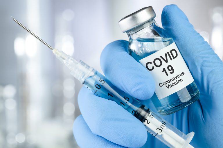 Você está visualizando atualmente A adesão à vacina contra a Covid-19 bate recorde