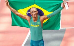 Leia mais sobre o artigo Olimpíadas: Alison dos Santos é bronze nos 400m com barreiras
