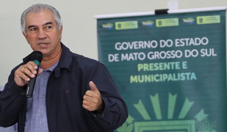 Você está visualizando atualmente Reinaldo Azambuja entrega R$ 11 milhões em obras e assina novos convênios para a região Sul