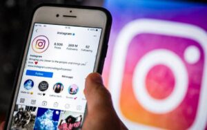 Leia mais sobre o artigo Instagram anuncia fim da função ‘arrasta para cima’ nos Stories