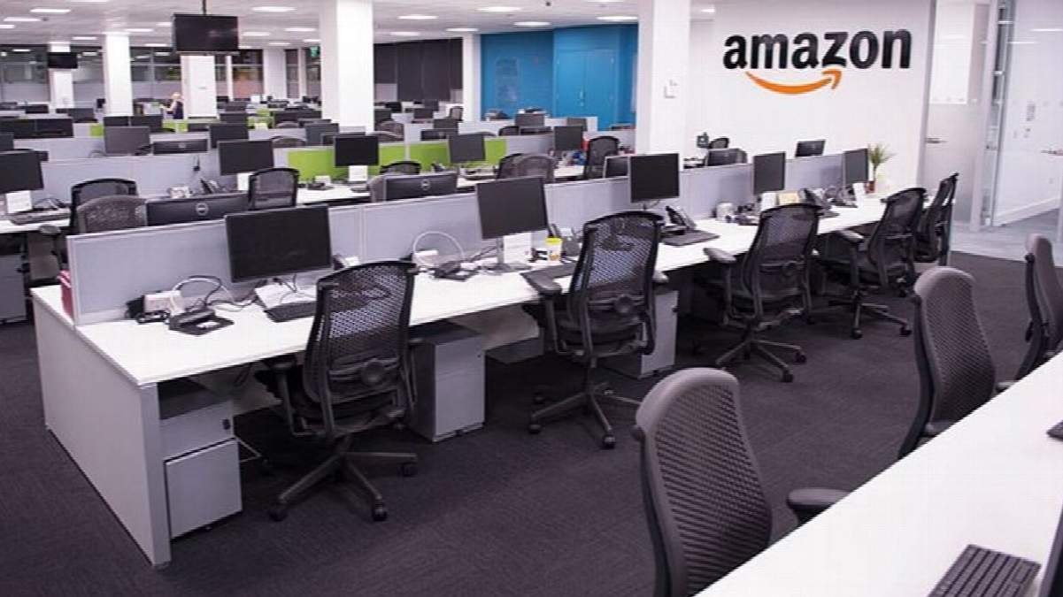 Você está visualizando atualmente Amazon adia retorno de seus funcionários até janeiro de 2022