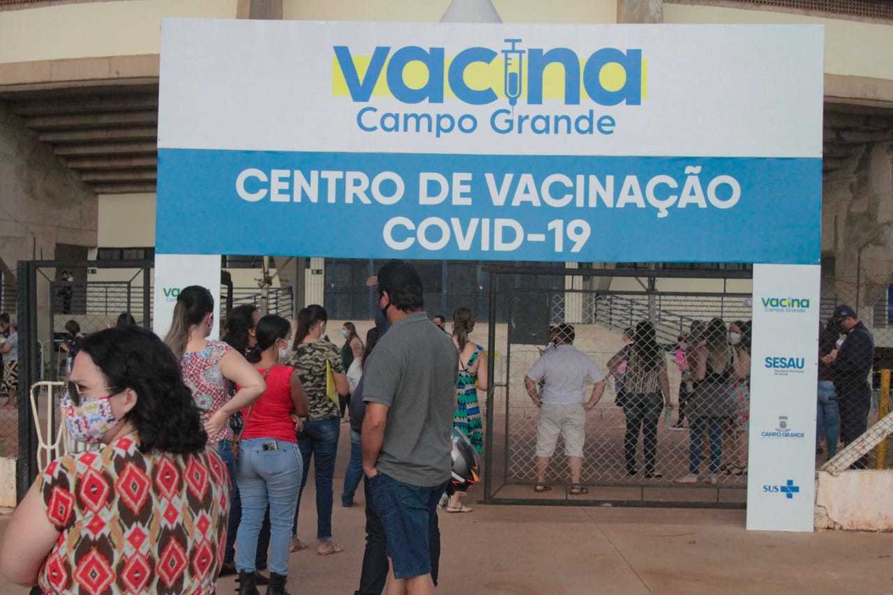 Você está visualizando atualmente DOMINGO: Campo Grande tem vacinação de todas as doses para diversos grupos