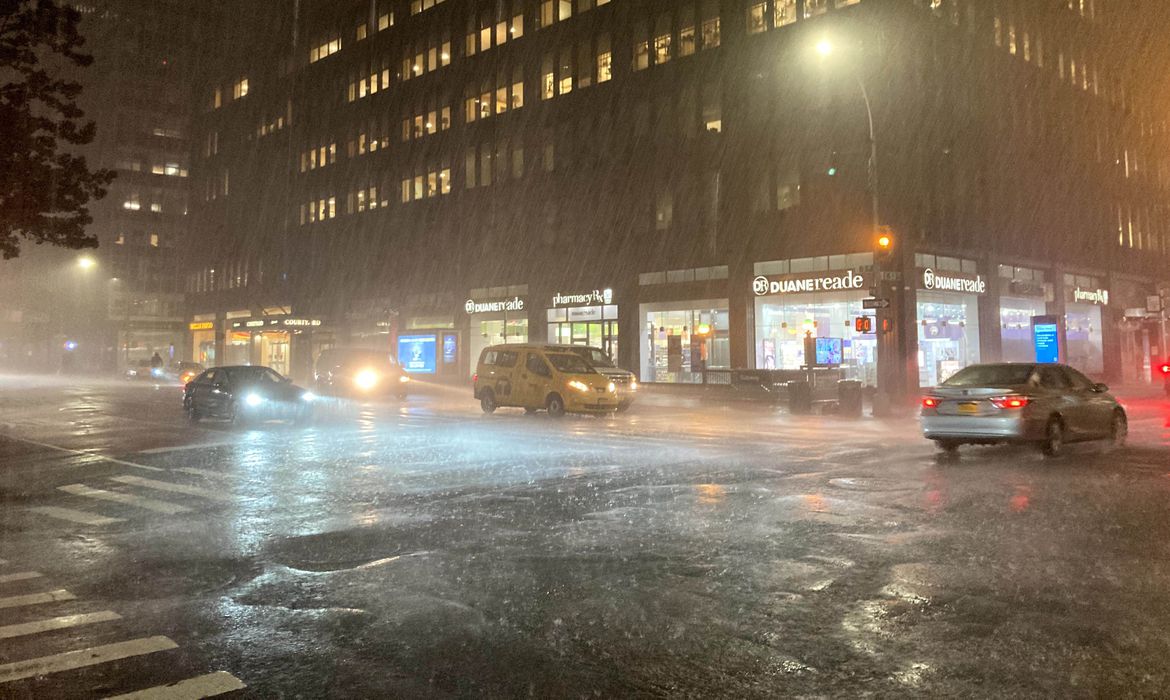 Você está visualizando atualmente Cidade de Nova York declara estado de emergência devido a inundações