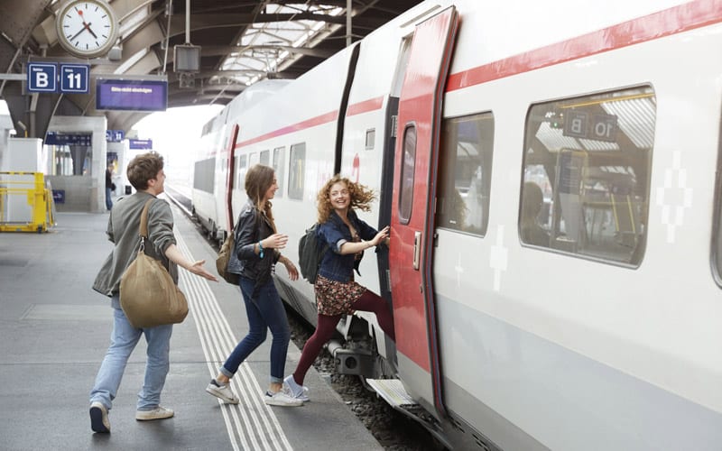 Você está visualizando atualmente 11 mil jovens portugueses candidatam-se a viagens grátis de trem pela Europa