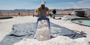 Leia mais sobre o artigo Lítio: Argentina, Chile e Bolívia terão boom de extração do metal