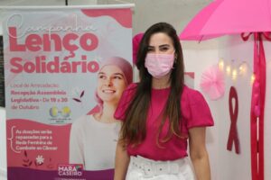 Leia mais sobre o artigo Mara Caseiro: Campanha Lenço Solidário apóia tratamento contra o câncer de mama