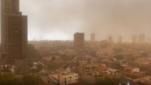 Read more about the article Escuridão com tempestade de poeira em Campo Grande nesta sexta