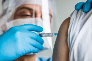 Leia mais sobre o artigo Vacinação contra a covid segue hoje em Campo Grande
