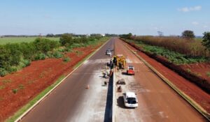Leia mais sobre o artigo Governo de MS avança obra da rodovia MS-156 em Dourados, com R$ 26 milhões