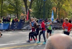 Leia mais sobre o artigo Maratona de Nova York deste ano dá lição de solidariedade
