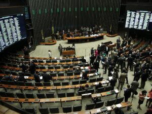 Read more about the article PEC dos Precatórios é aprovada em dois turnos no Senado