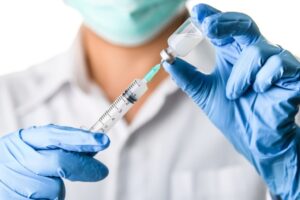 Read more about the article Adultos e crianças de Campo Grande são vacinados contra Covid-19