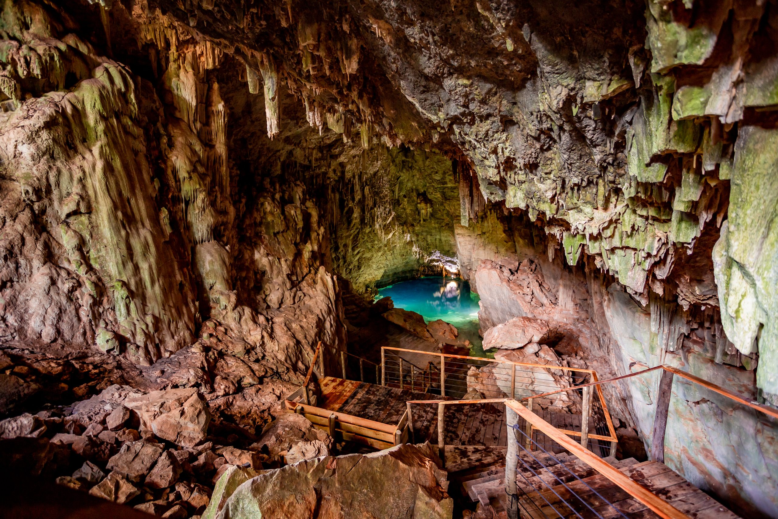 NOVA GRUTA: Bonito inaugura caverna com 70 metros de profundidade