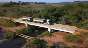 Leia mais sobre o artigo Ampliação da ponte sobre Córrego Rio Bonito é solicitada pela deputada Mara Caseiro