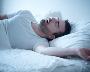 Read more about the article Apneia do sono pode indicar problemas cardíacos