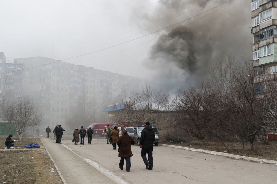 Você está visualizando atualmente Ucrânia tenta abrir novas rotas humanitárias para civis