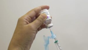 Leia mais sobre o artigo Vacinação contra Covid-19 segue a todo vapor nesta sexta em Campo Grande