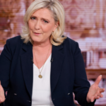 Marine Le Pen é acusada de desviar fundos da União Europeia