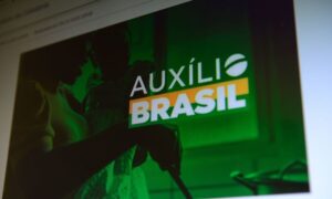 Read more about the article Câmara dos Deputados aprova pagamento de Auxílio Brasil para R$ 400
