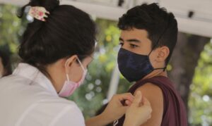 Leia mais sobre o artigo Plantão de vacinação contra a Covid-19 e Influenza em Campo Grande