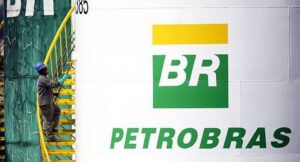 Leia mais sobre o artigo Troca de comando da Petrobras coloca estatal em novo rumo