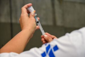 Leia mais sobre o artigo Véspera de feriado tem plantão de vacinação em Campo Grande