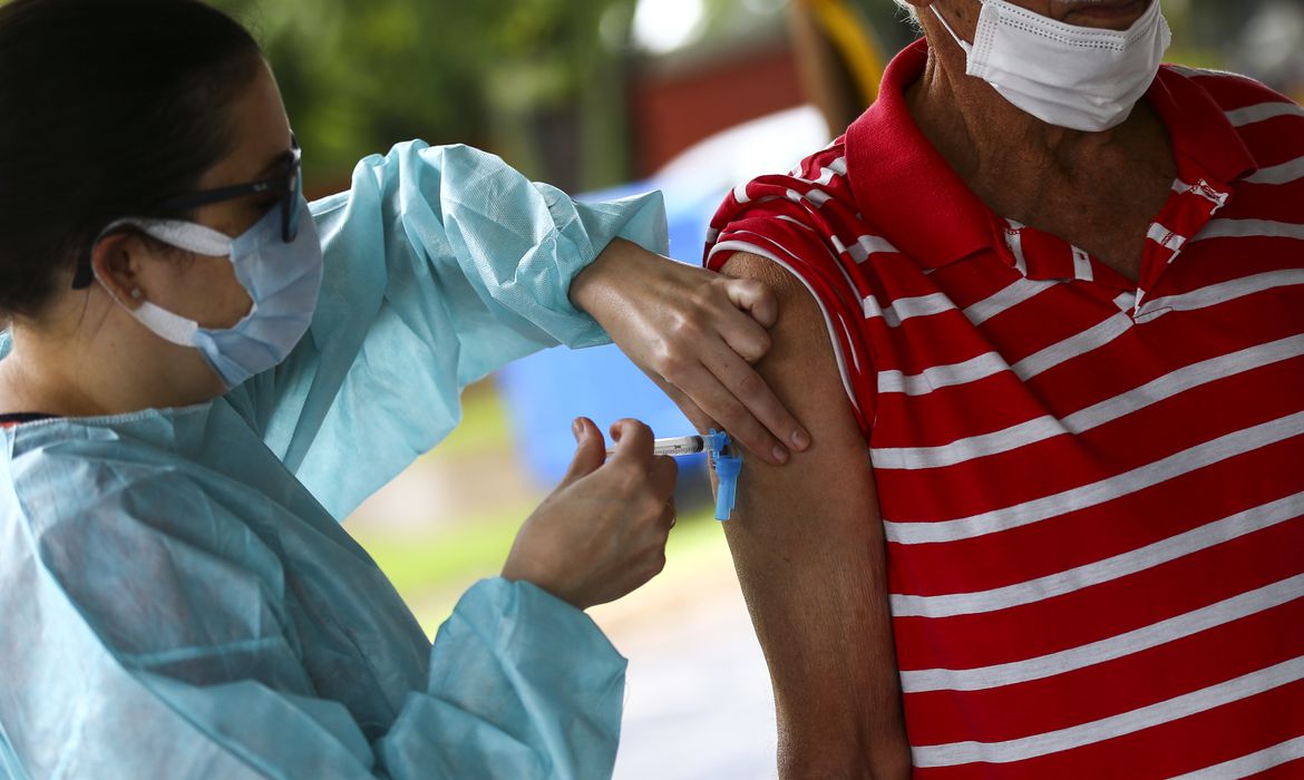 Você está visualizando atualmente CALENDÁRIO SEMANAL: vacinação contra Covid em Campo Grande