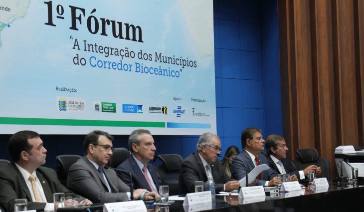 Você está visualizando atualmente MS: Reinaldo Azambuja destaca importância do Corredor Bioceânico