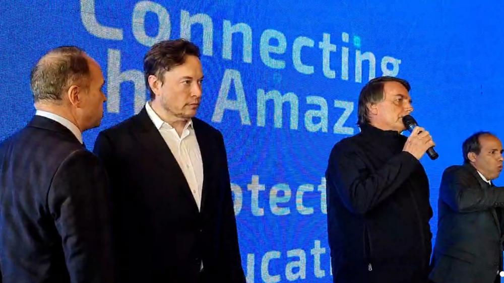 Você está visualizando atualmente REDE STARLINK: Vai conectar 19 mil escolas e monitorar a Amazônia, afirma Elon Musk