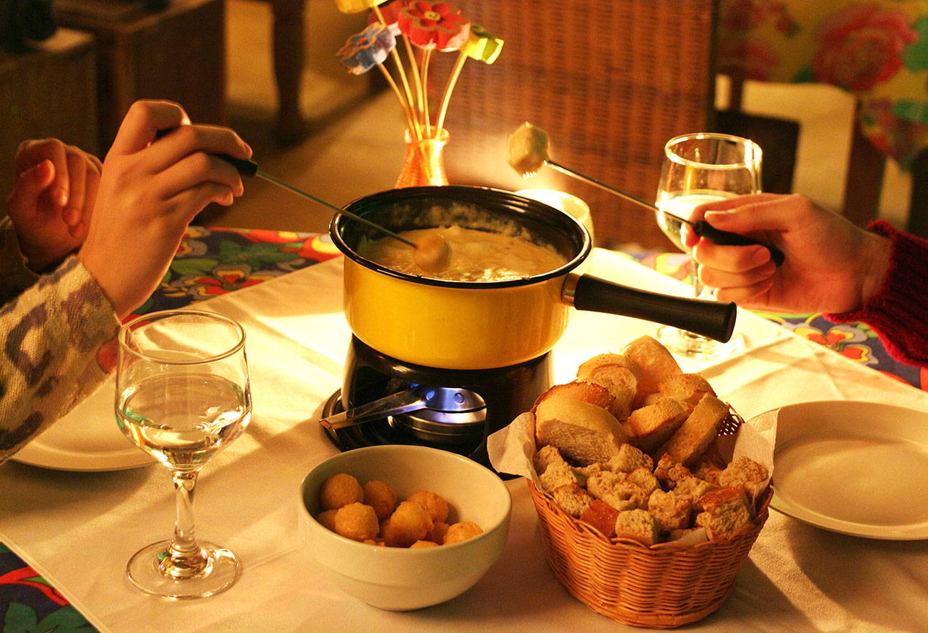 Você está visualizando atualmente Aprenda a receita de fondue doce e salgada