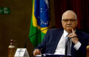 Leia mais sobre o artigo Justiça Eleitoral assina acordo para OEA acompanhar eleições de 2022