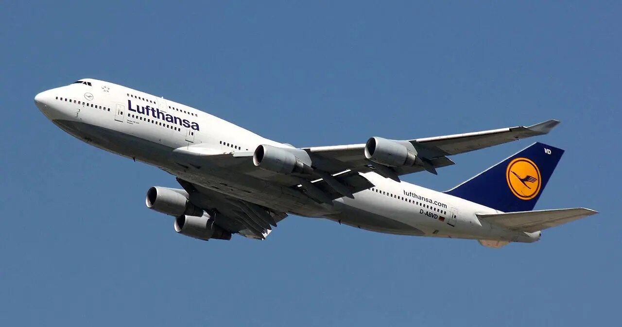 Você está visualizando atualmente Lufthansa cancela quase todos seus voos na Alemanha por greve