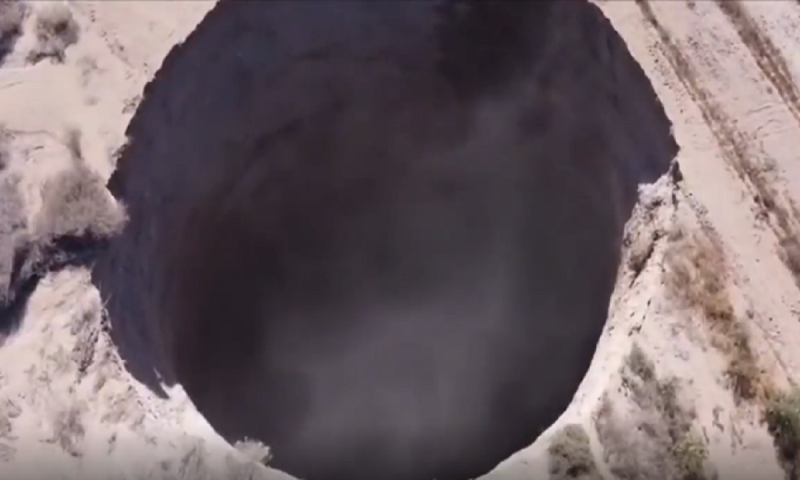 Você está visualizando atualmente Cratera gigante no chile tem risco de colapso