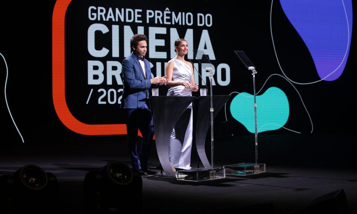 Você está visualizando atualmente ‘Marighella’ é o grande vencedor do Prêmio do Cinema Brasileiro