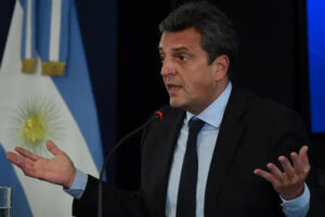 Read more about the article Ministro argentino da economia enfrenta insatisfação generalizada