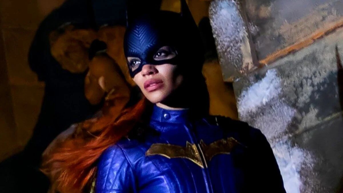 Você está visualizando atualmente Warner fará exibições privadas de Batgirl antes de ação drástica