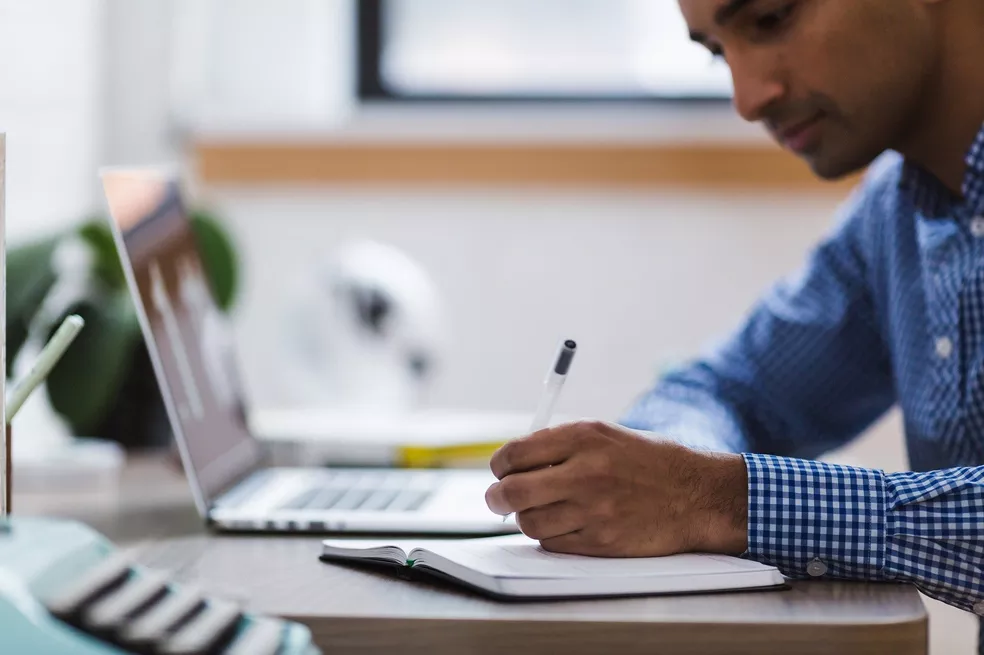 Você está visualizando atualmente Cursinho on-line preparatório para o Enem oferece 5 mil vagas