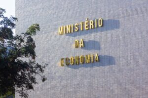 Leia mais sobre o artigo Ministério da Economia desbloqueia R$ 3,5 bi de emendas