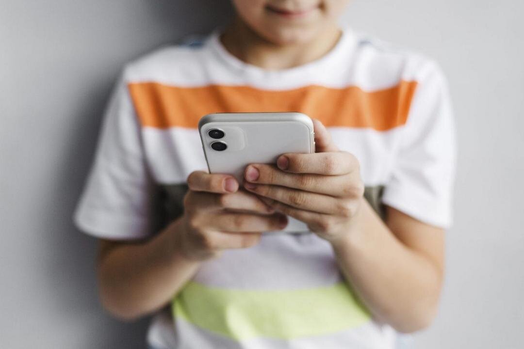 Você está visualizando atualmente SEGURANÇA: Aplicativo impede o rastreamento de dados de crianças no iPhone